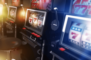 how to trick slot machines to win